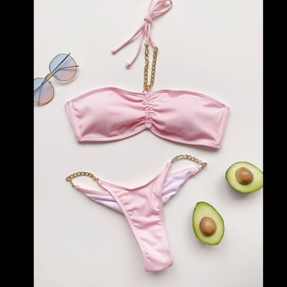 Chain Ruched Halter Bikini Swimsuit👙🌟 - Picture 4 of 7
